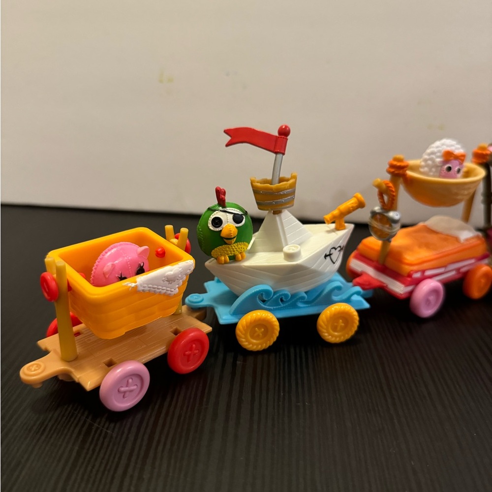 Lalaloopsy train set - Picture 5 of 10